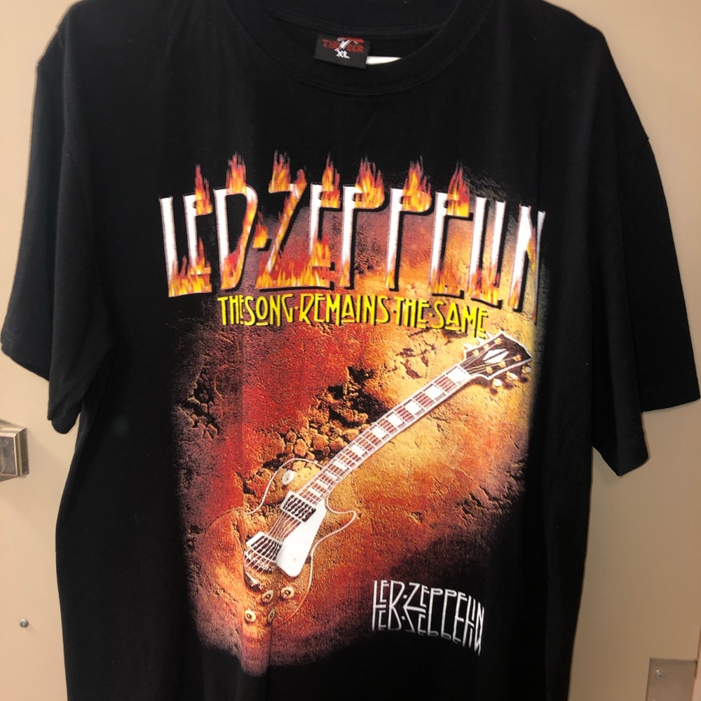 Led Zeplin T shirt